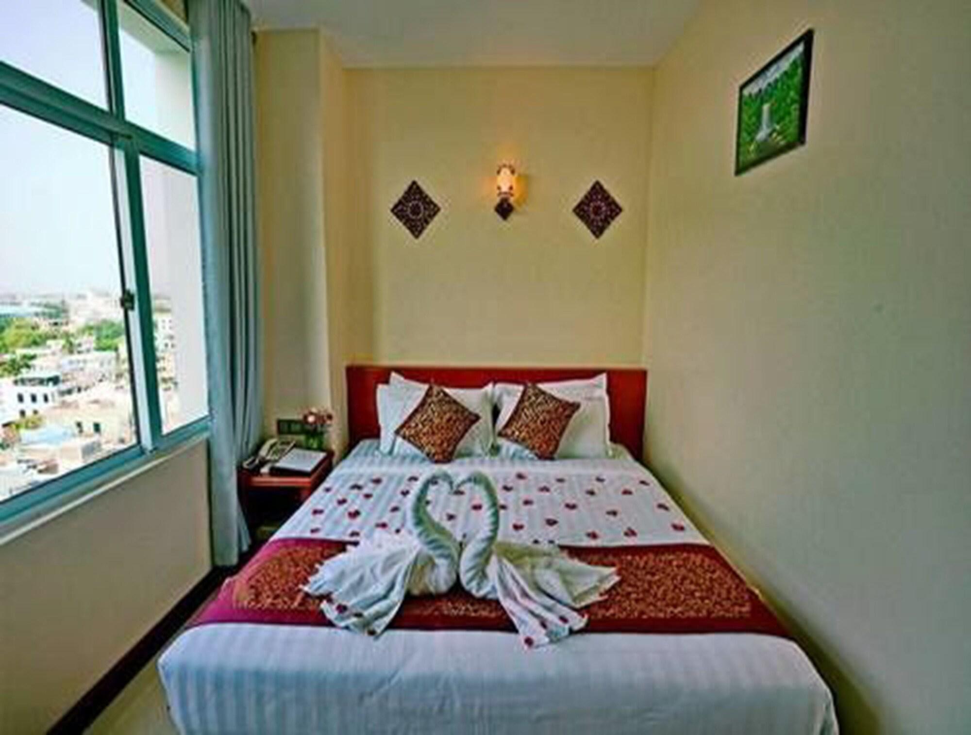 King Park Hotel Μανταλέι Εξωτερικό φωτογραφία